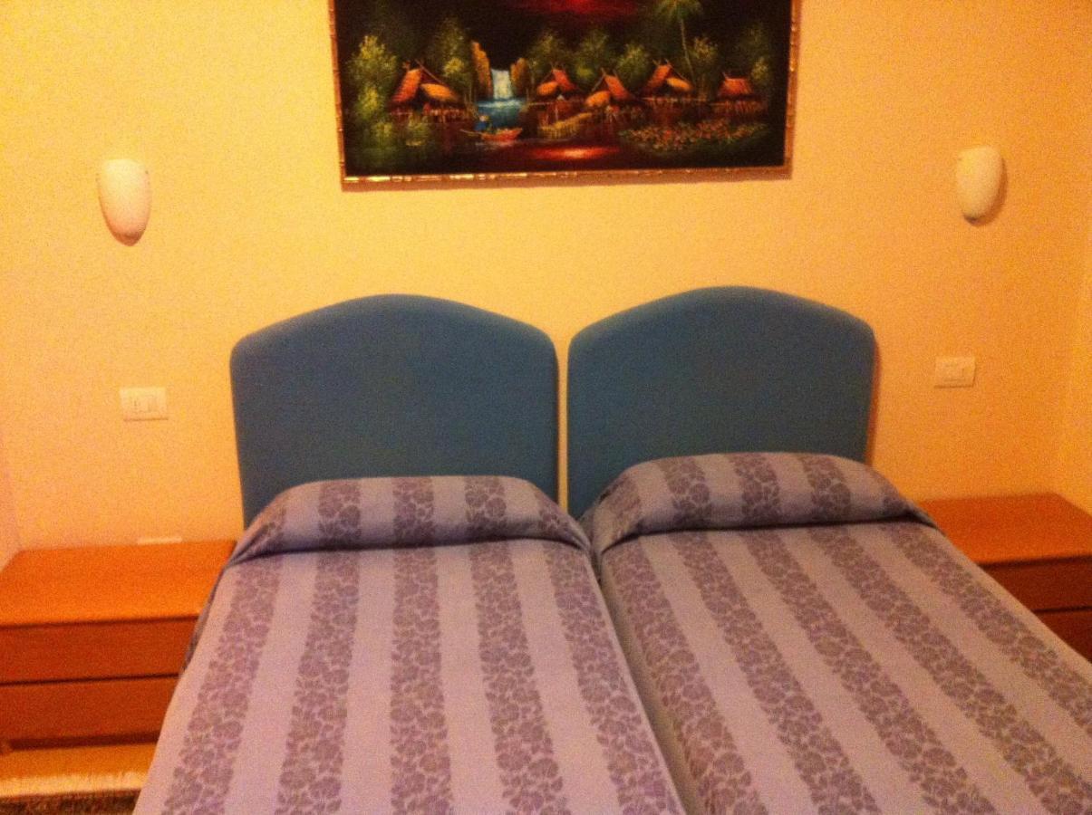 Hotel Europa Porlezza Cameră foto